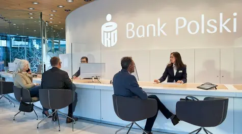 ¡Posible adquisición en juego! PKO BP evalúa comprar Velo Bank en un movimiento estratégico | FXMAG