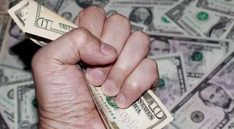 Revuelo en Wall Street: ¿Qué nos revelan los mercados de EE.UU. hoy? Informe clave con datos de ventas al por menor y precios al productor en la mira | FXMAG