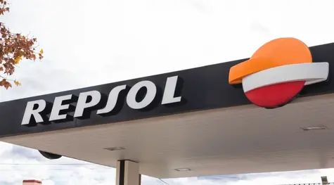 ¡Sesión de pérdidas en las acciones Acciona Ener (27.5 euros, -0.94%)! Brillante salto de las acciones Repsol (13.69 euros) | FXMAG