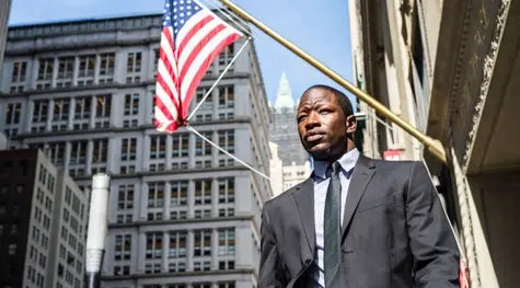 Tormenta en el mercado Forex: Bancos centrales en la encrucijada y análisis de ondas para el cambio Euro Dólar (EURUSD) y cambio ibra Dólar (GBPUSD) | FXMAG