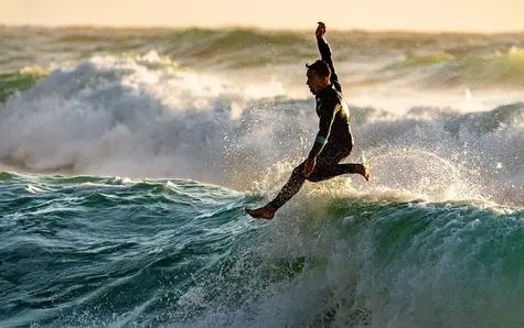 ¡Una brusca caída del dólar frente al franco! Analizamos también la situación de la libra frente al dólar y al euro, así como el cambio EURUSD. | FXMAG