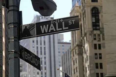 Wall Street arremete sobrepasando el 1% luego de los resultados de las grandes identidades bancarias